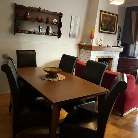 Da Melis 招待所 *