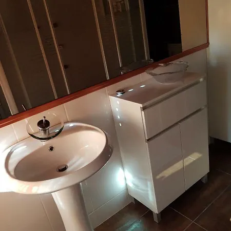 Da Melis 招待所 *